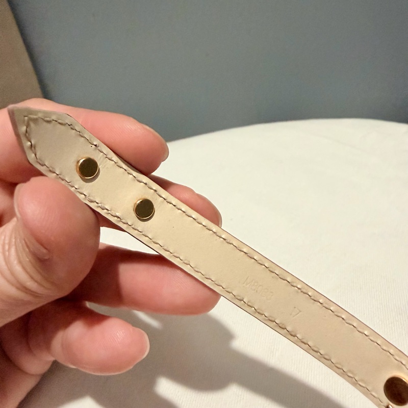 Louis Vuitton LV Iconic 皮革手環 粉 金 17-16