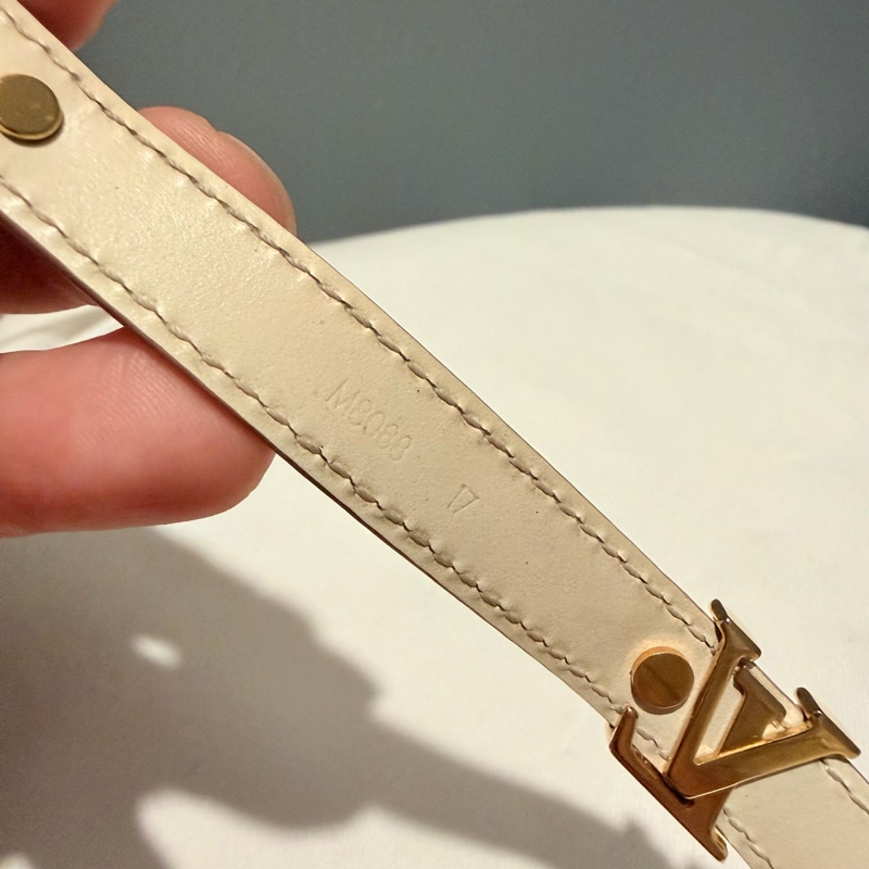 Louis Vuitton LV Iconic 皮革手環 粉 金 17-18