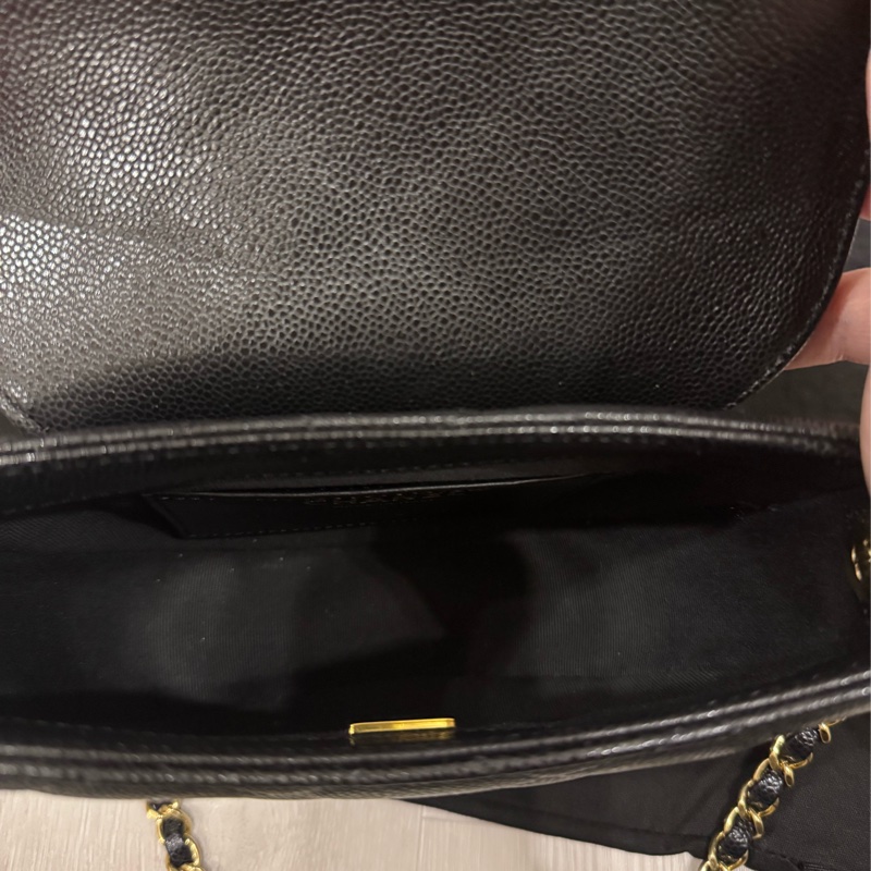 Chanel 23P 黑色荔枝牛皮大LOGO馬鞍包 AS3867-17