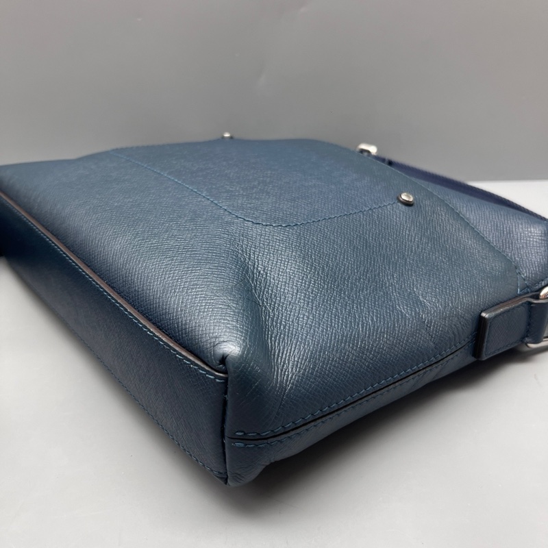 LouisVuitton路易威登 藍色休閒郵差包 尺寸27*24 附件：無-4