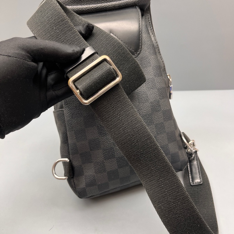 Louis Vuitton路易威登 黑棋盤格Avenue胸包 尺寸18*30 附件：無-3