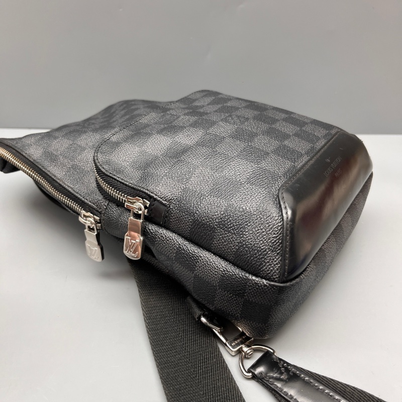 Louis Vuitton路易威登 黑棋盤格Avenue胸包 尺寸18*30 附件：無-4