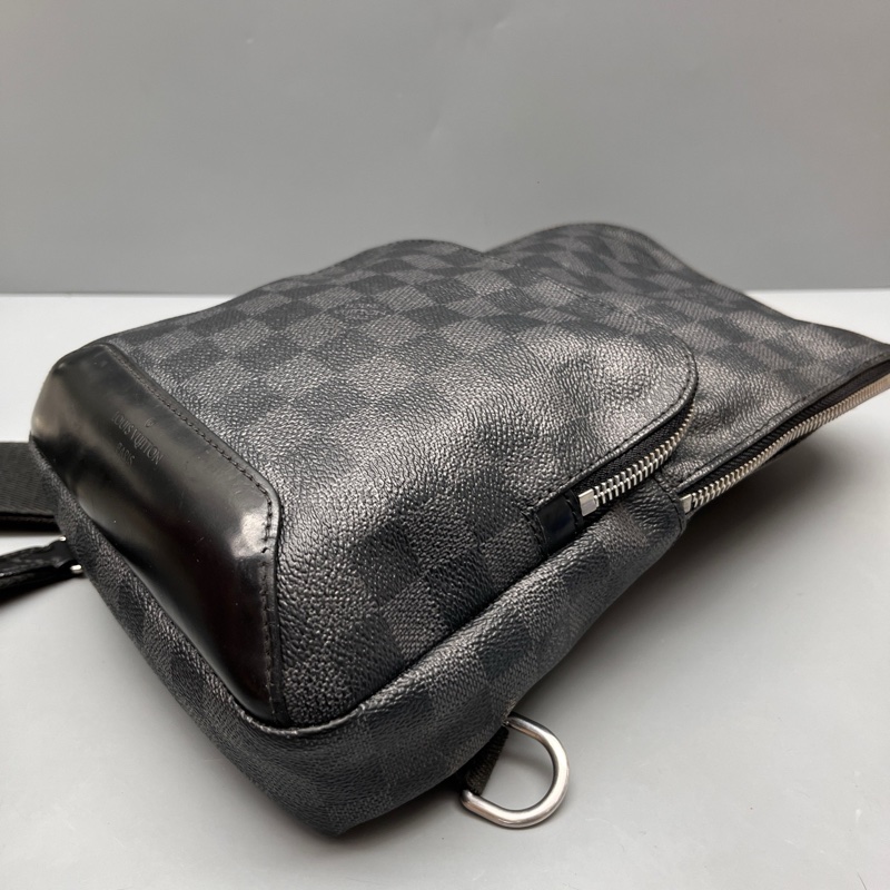 Louis Vuitton路易威登 黑棋盤格Avenue胸包 尺寸18*30 附件：無-5