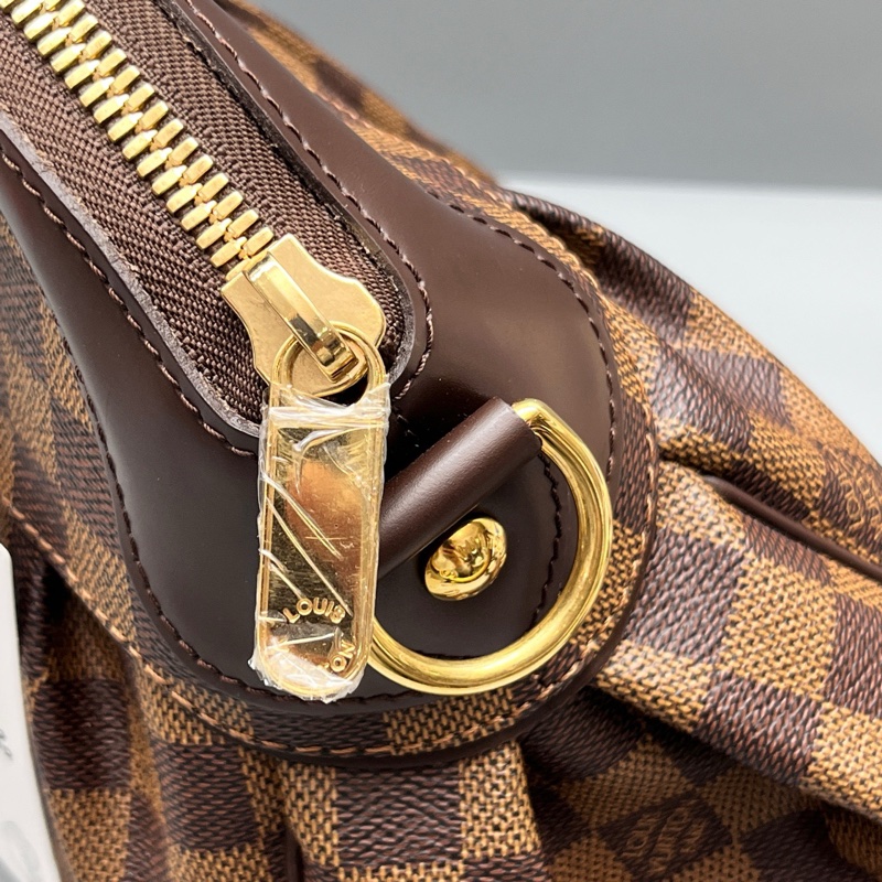 LouisVuitton路易威登 棕棋盤格葫蘆包 尺寸34*24 附件：肩帶+塵袋-6