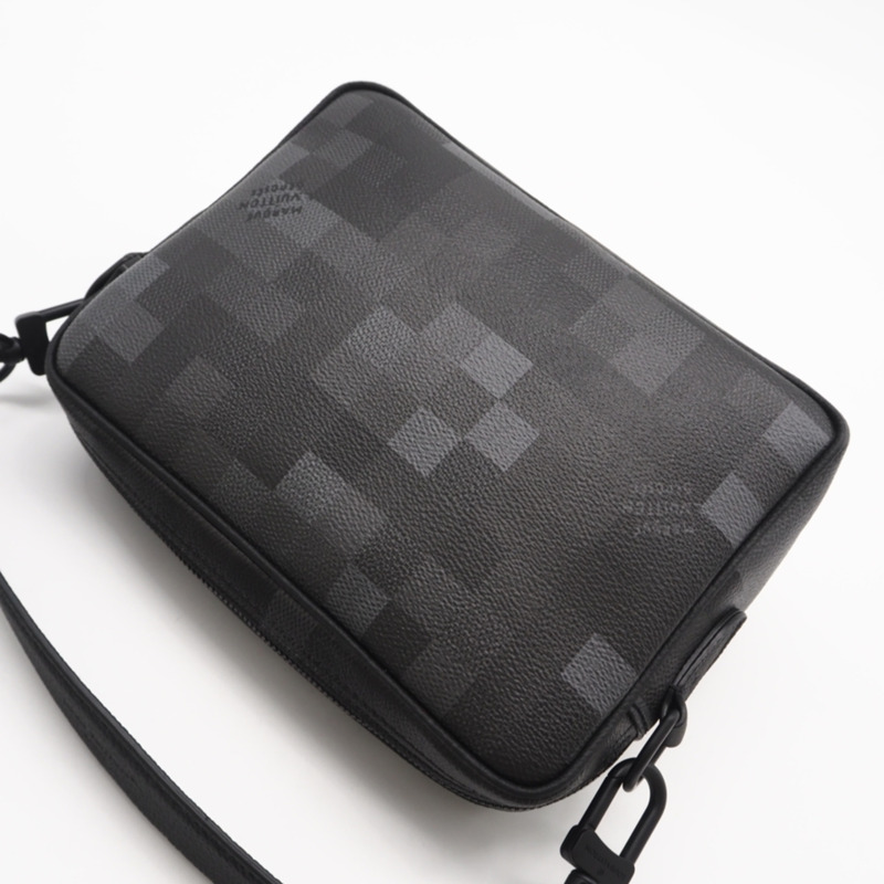 路易威登 Damouflage Nile Messenger M14988 單肩包，黑色/灰色塗層帆布皮革，男士-1