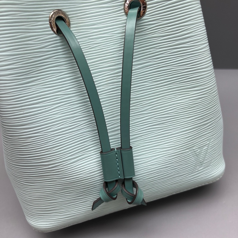 LouisVuitton路易威登 水波紋Neo noe bb抽繩水桶包 尺寸20*20 附件：肩帶-5