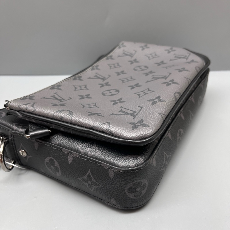 LouisVuitton路易威登 黑武士Trio三合一 郵差包 尺寸25*18 附件：如圖-3