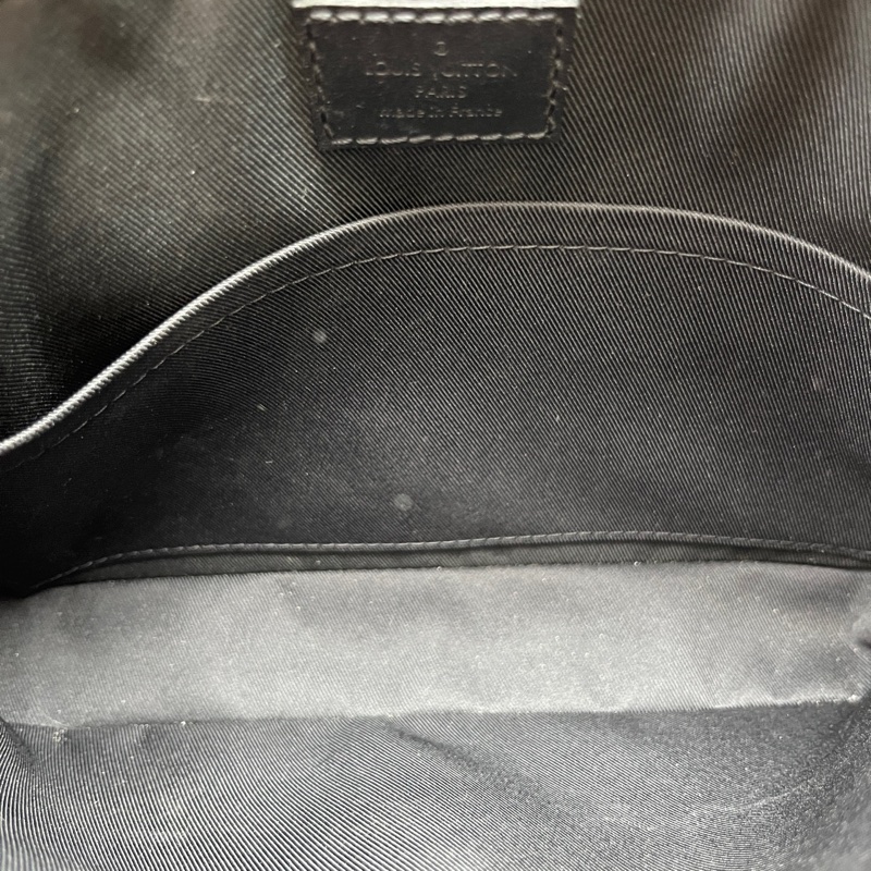 LouisVuitton路易威登 黑武士Trio三合一 郵差包 尺寸25*18 附件：如圖-8