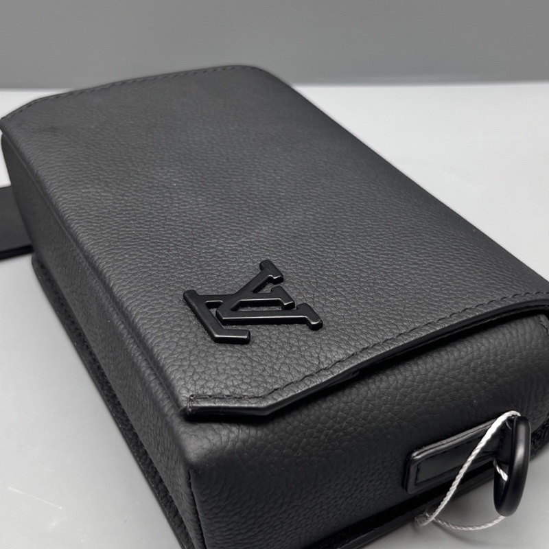 LouisVuitton 路易威登 黑色Fastline郵差包 尺寸17*12 無附件-4