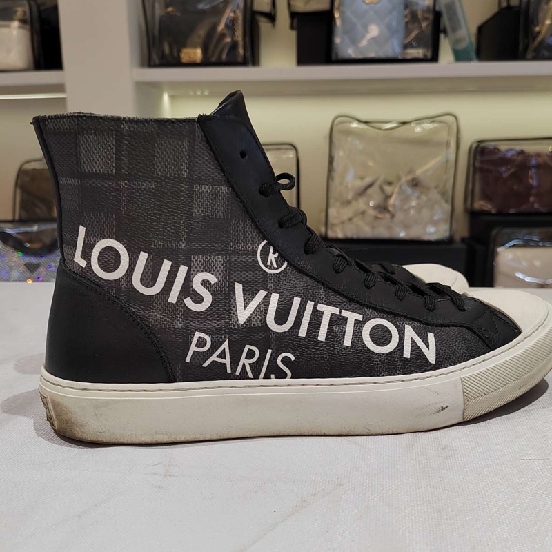 LouisVuitton路易威登 黑色棋盤格側Logo高幫板鞋，7碼半 🈚附件-1