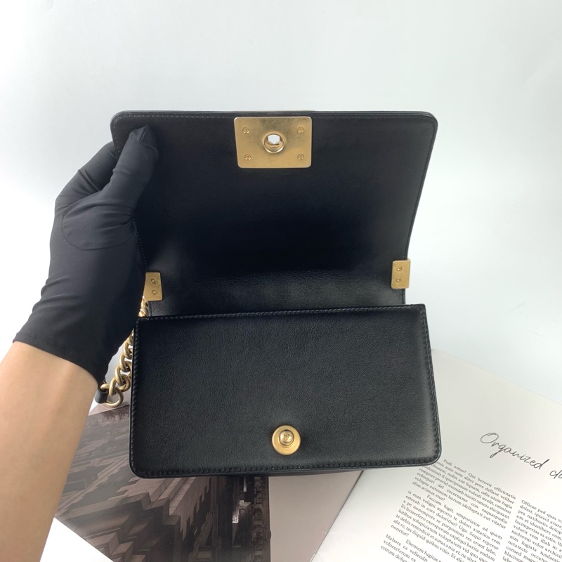 Chanel boy20牛皮黑金 🈶盒子/防塵袋/保卡-9