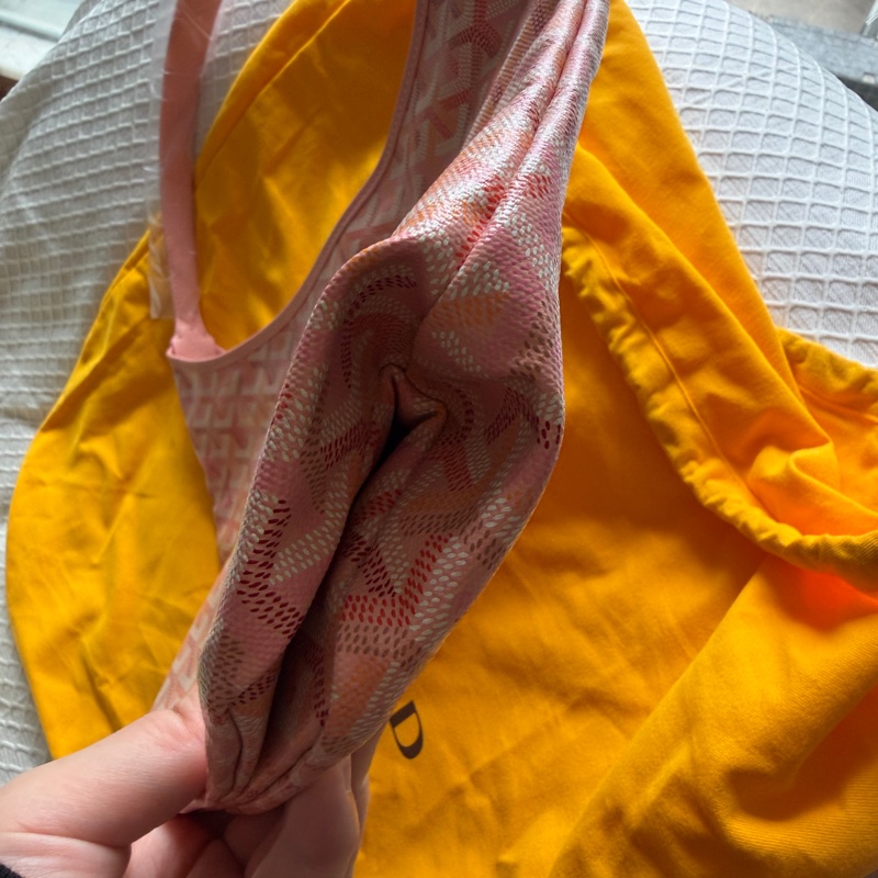 Goyard 2026限量版 粉紅色Hobo 配Iris鳶尾紫四葉草彩繪圖案-4