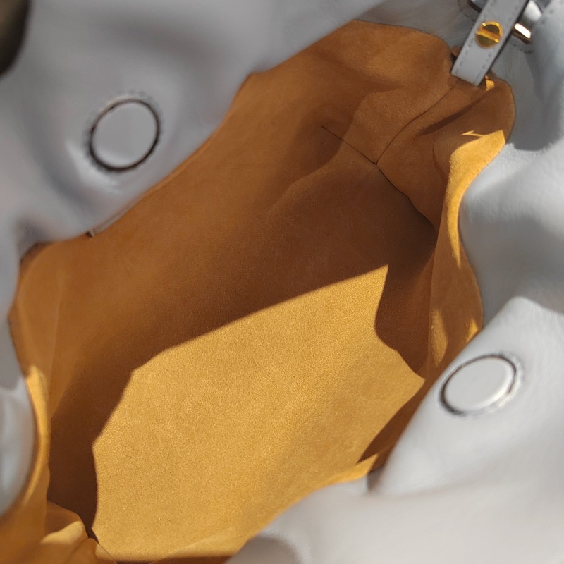 99新Loewe 羅意威霧霾藍 flamenco羊皮流蘇抽繩拉環單肩斜挎福袋包水桶包 荔枝紋軟皮 超軟  尺寸：22-18cm l-5