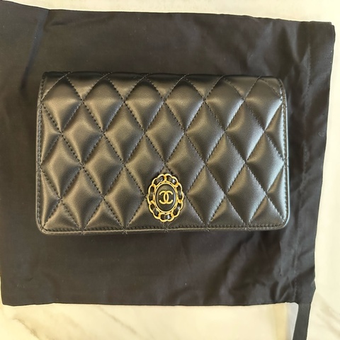 Chanel VIC禮 手拿包