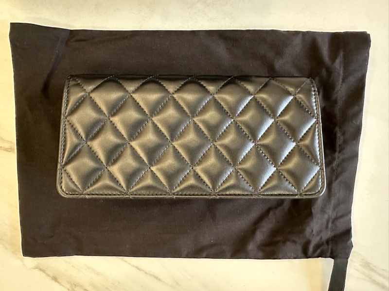 Chanel VIC禮 手拿包-1