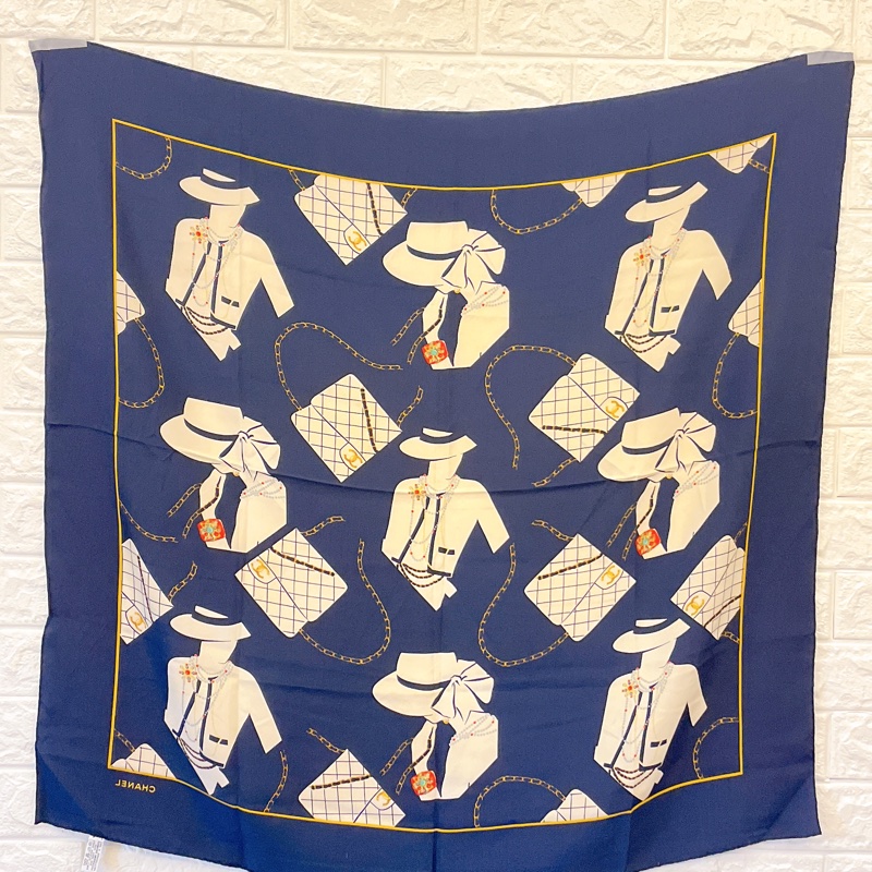 近新超低價✨香奈兒Chanel稀有款絕美coco夫人珍珠項鏈 cf圖騰 真絲絲巾領巾可裱框-9