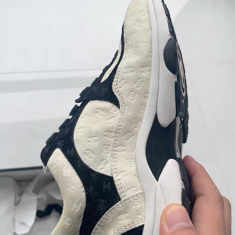 CHANEL/香奈儿 黑白熊猫满印休闲鞋 36.5碼-2