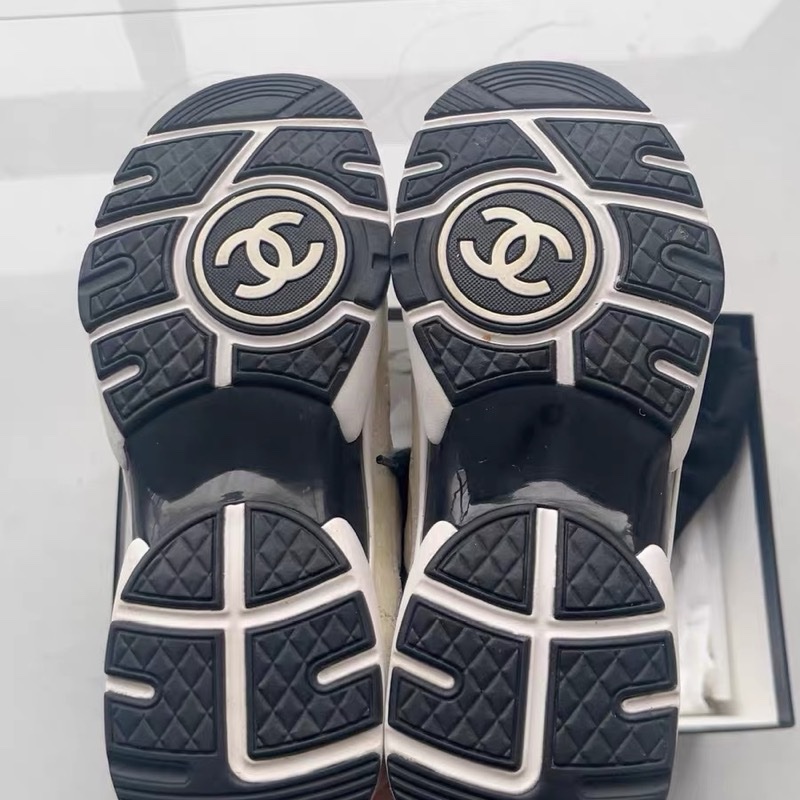 CHANEL/香奈儿 黑白熊猫满印休闲鞋 36.5碼-4