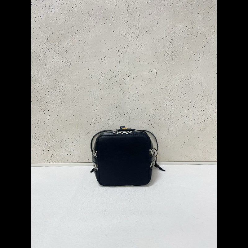 Lv 1854 限量燒賣包-3