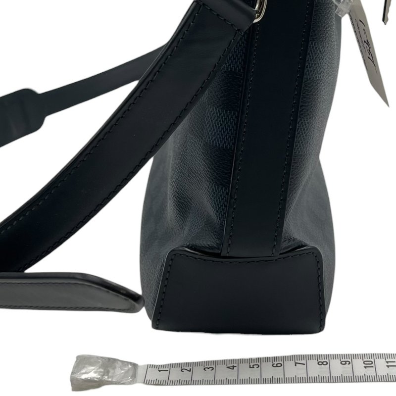 【美收精品】LOUIS VUITTON 黑棋盤格郵差包 C-328【隔月月中將轉賣至日本 上架期限30天】-10