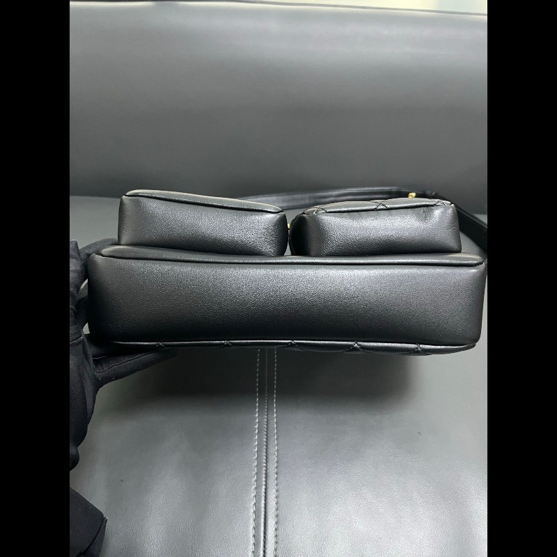 Chanel camera bag
雙口袋相機包炸藥包 大號-5