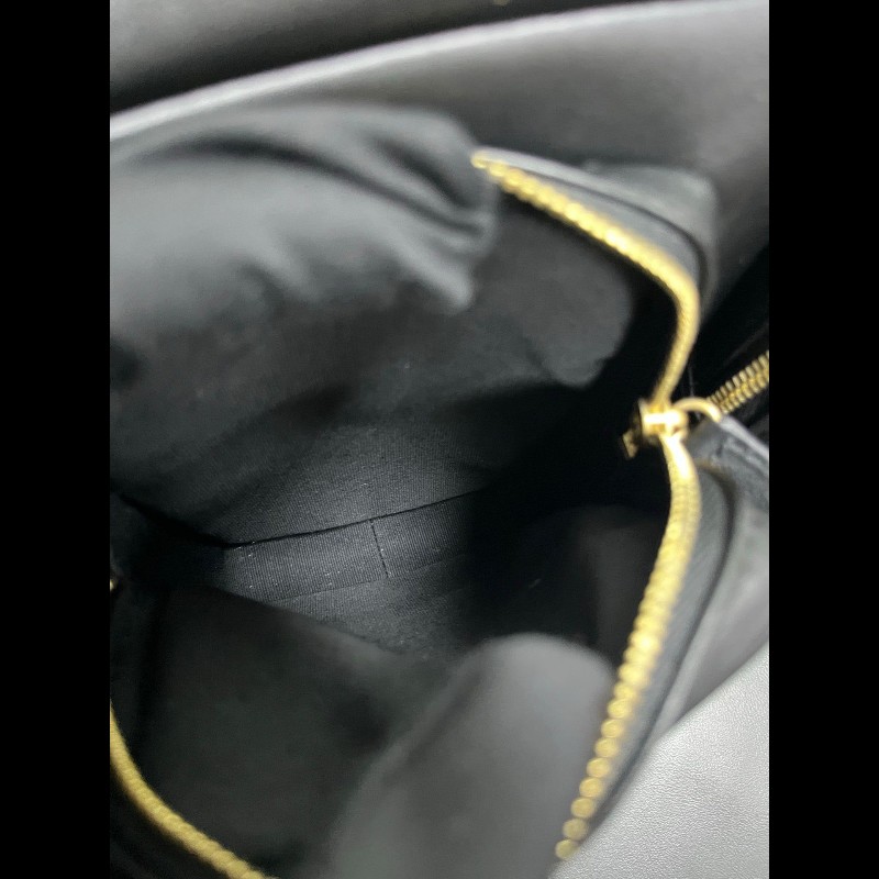 Chanel camera bag
雙口袋相機包炸藥包 大號-12