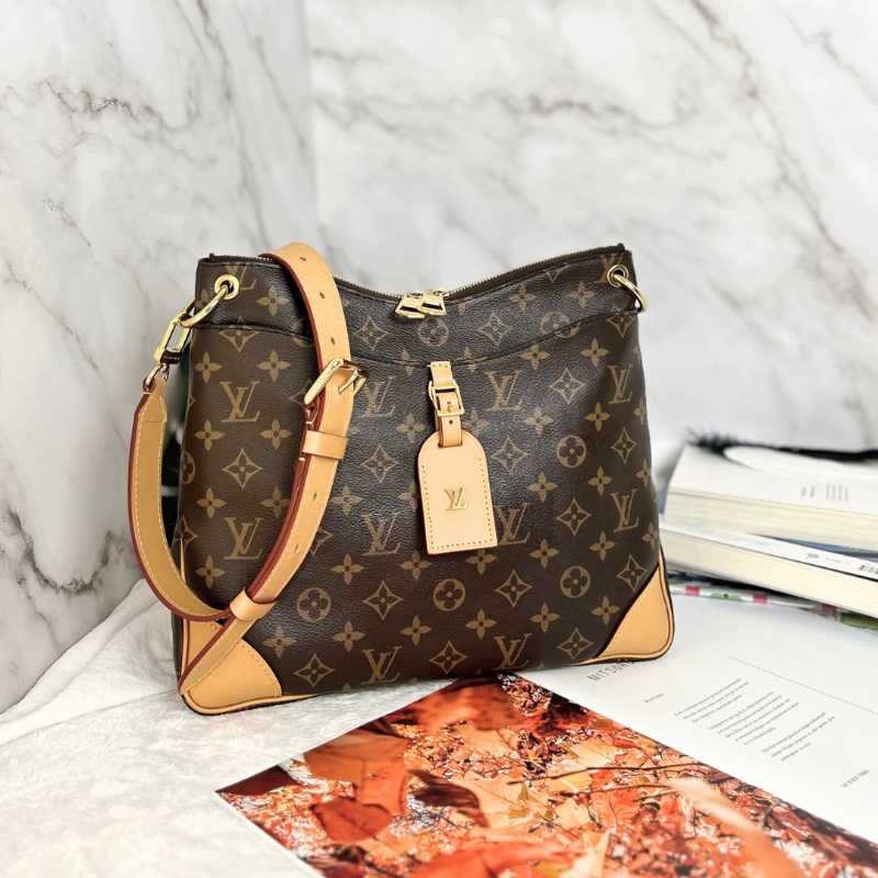 LV Odeon MM 老花中號牛角包肩背包 晶片款-0