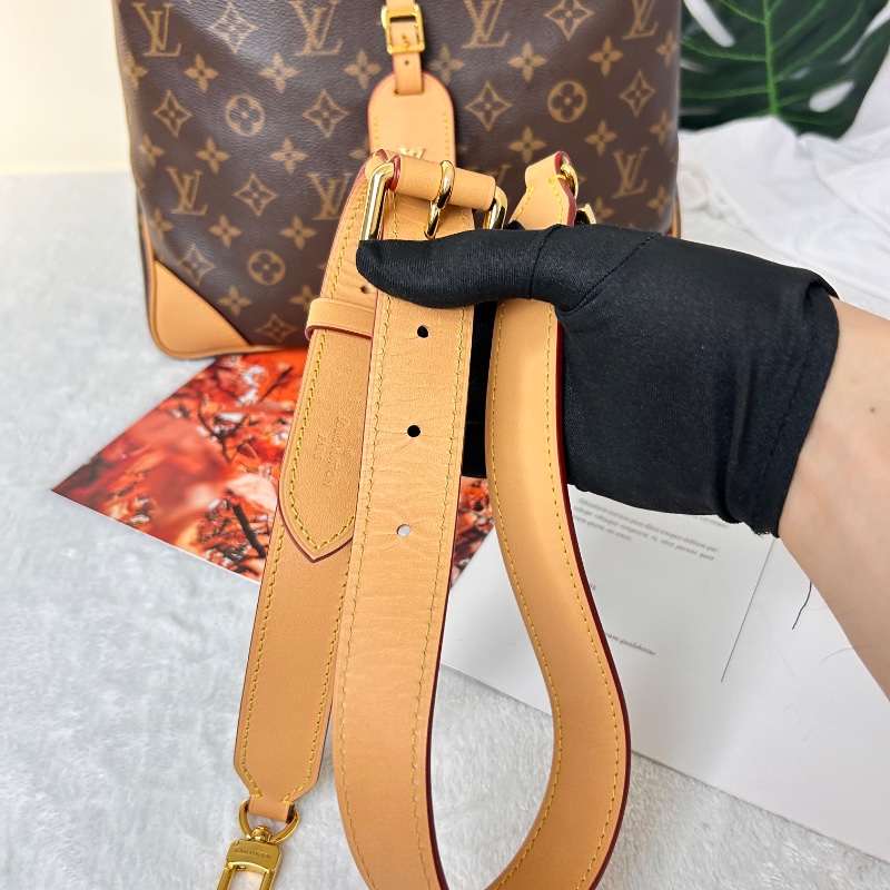 LV Odeon MM 老花中號牛角包肩背包 晶片款-24