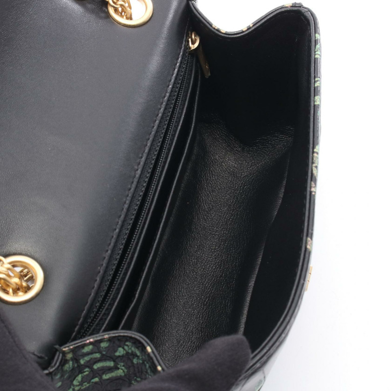 香奈兒 2.55 Mademoiselle 鏈條壓花肩背包，黑色多色皮革，金色五金，二手-2