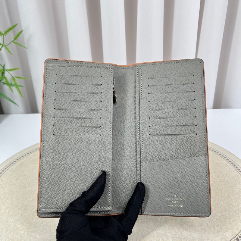 LV路易威登 鐳射灰色佈藝對折長款錢夾中性錢包 灰色鐳射老花 卡位多 裝卡現金都很方便 男女都能用 實用又好看-13