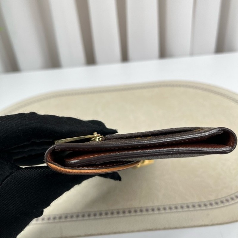 LV路易威登 有刻字 曼哈頓長款三折錢包 內裡卡位多 容量大-9