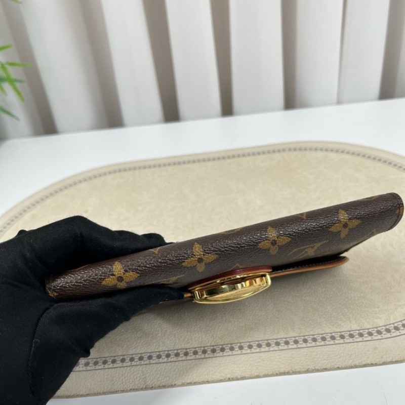 LV路易威登 有刻字 曼哈頓長款三折錢包 內裡卡位多 容量大-10