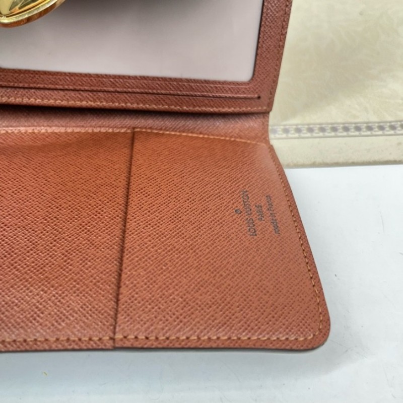 LV路易威登 有刻字 曼哈頓長款三折錢包 內裡卡位多 容量大-15