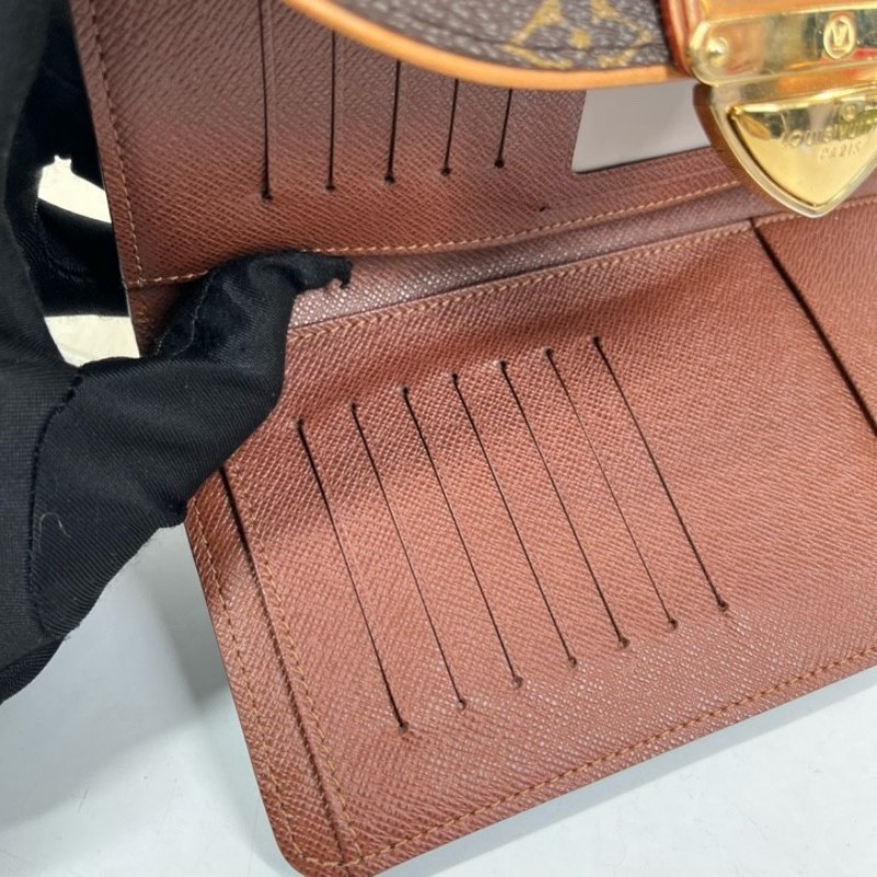 LV路易威登 有刻字 曼哈頓長款三折錢包 內裡卡位多 容量大-16