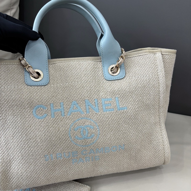 Chanel 22S 淺藍色babyblue拼亞麻帆布沙灘包，小號32×24，芯片款-1