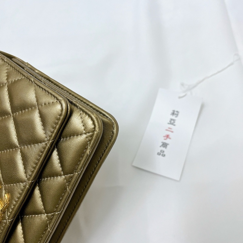 莉亞精品♡Chanel won季節限量金色 二手美包-9