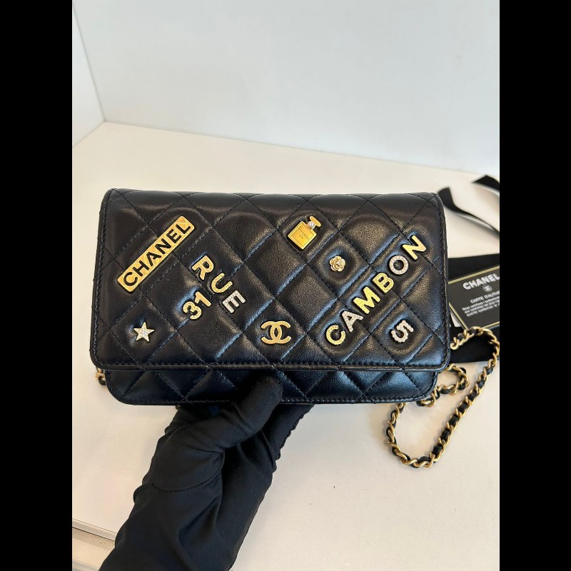 Chanel wallet on chain limited edition 限量徽章-9