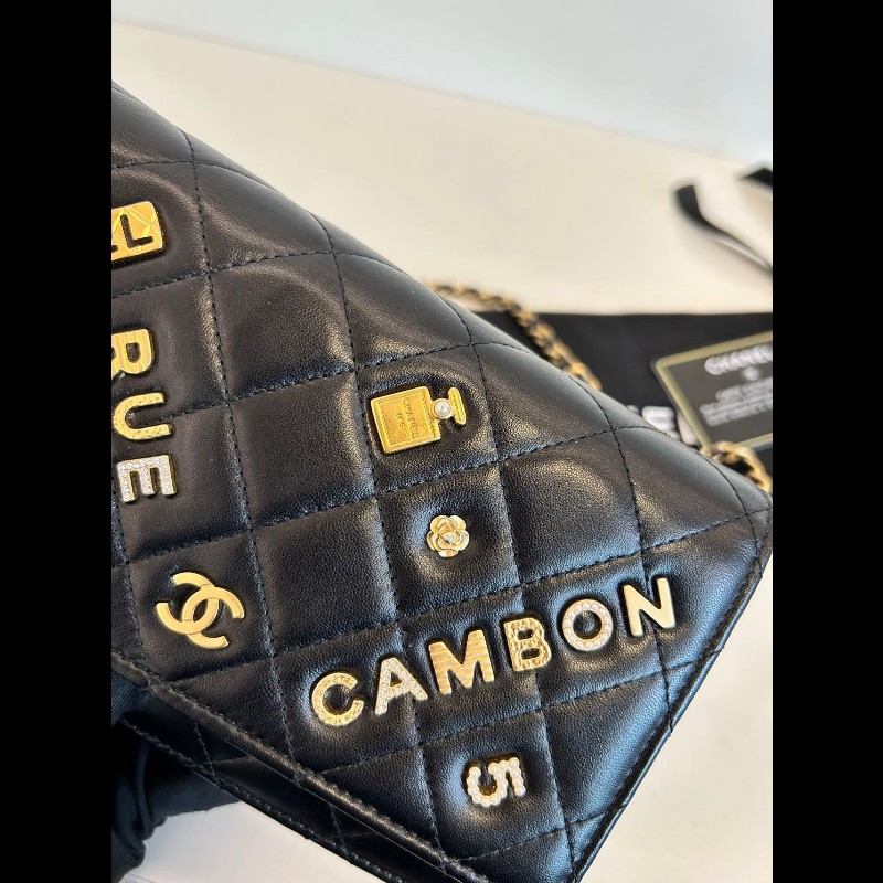 Chanel wallet on chain limited edition 限量徽章-10