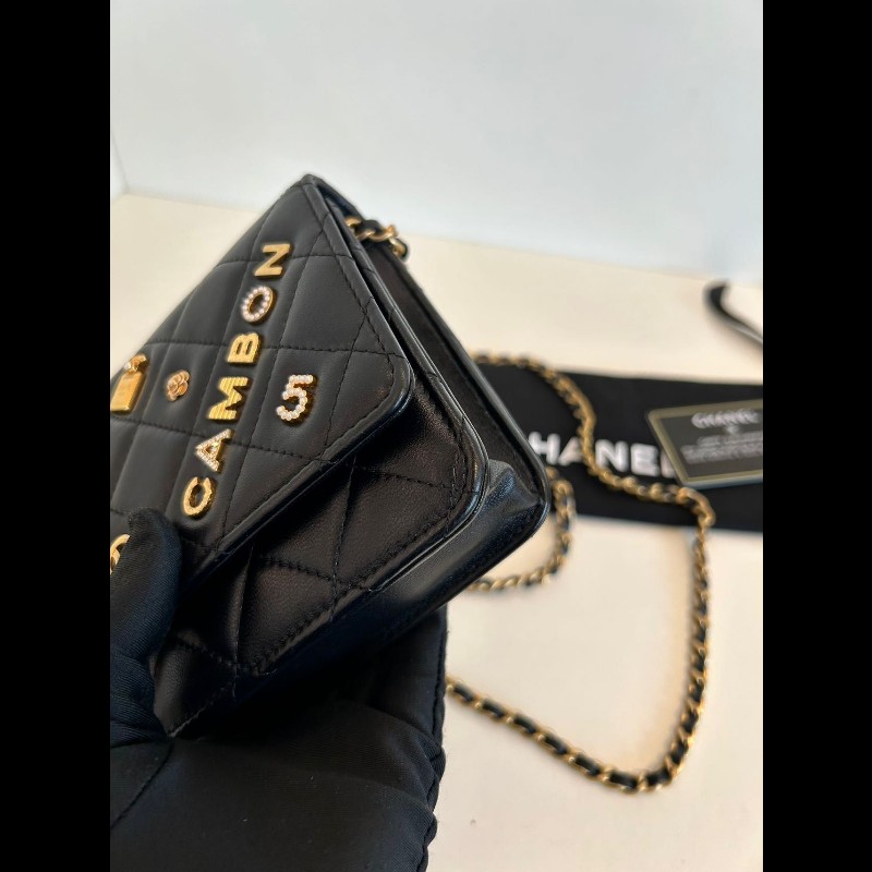 Chanel wallet on chain limited edition 限量徽章-16