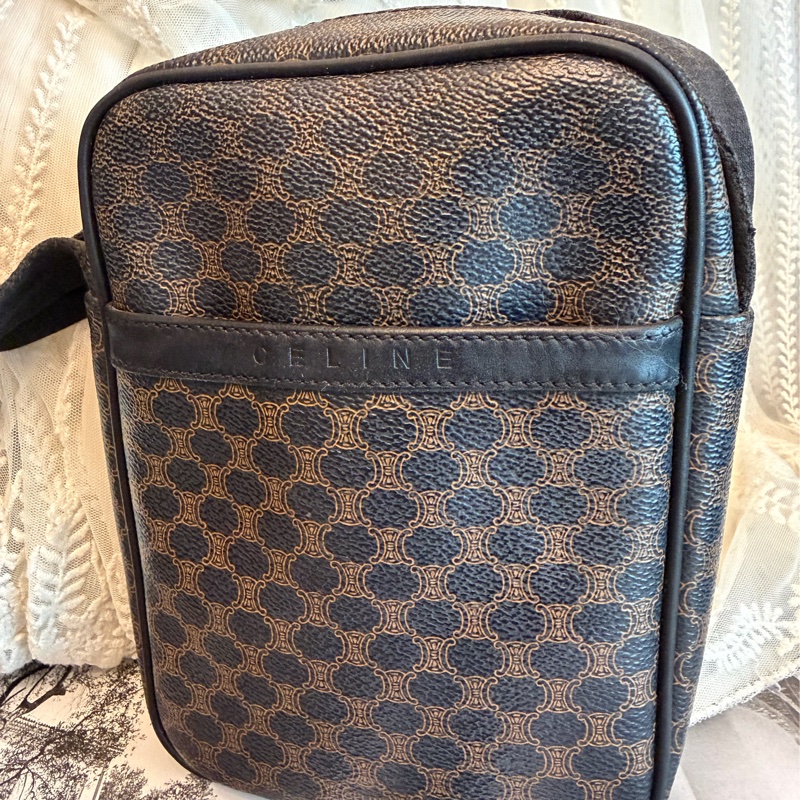 思琳 賽琳 復古黑色 老花  皮革 黑花  相機包 旅行包  斜挎包 斜背包 側背包 托特包 手提包 罕有 中古 老花包 古董包 中古包celine vintage triomphe bag black  camera bag-26