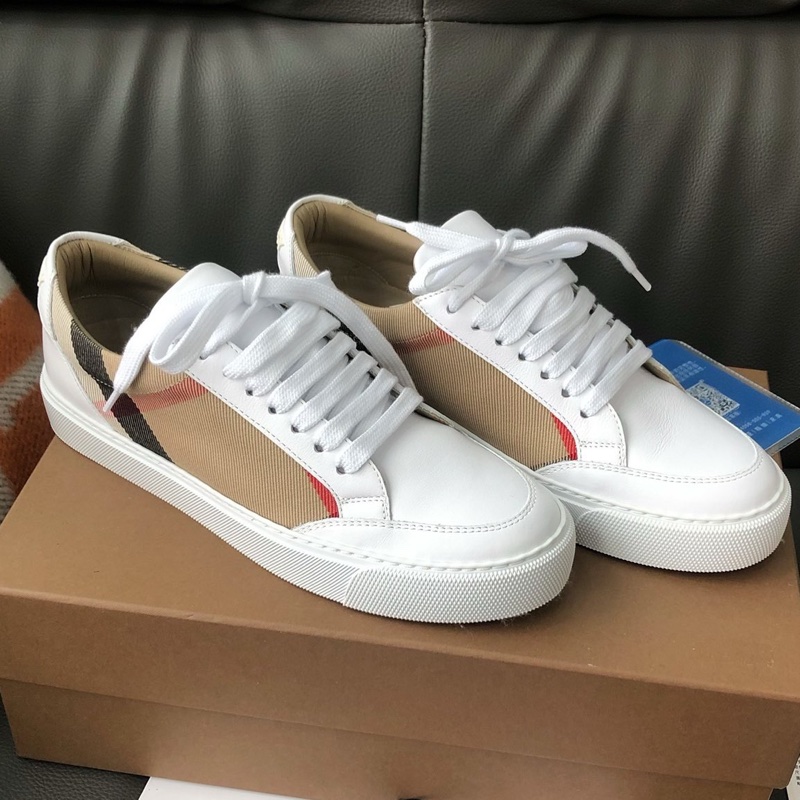 Burberry 經典格紋小白鞋，35碼，-0