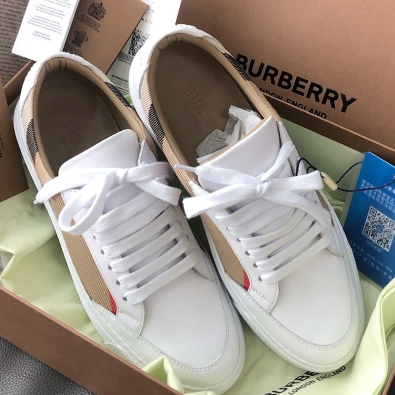Burberry 經典格紋小白鞋，35碼，-2