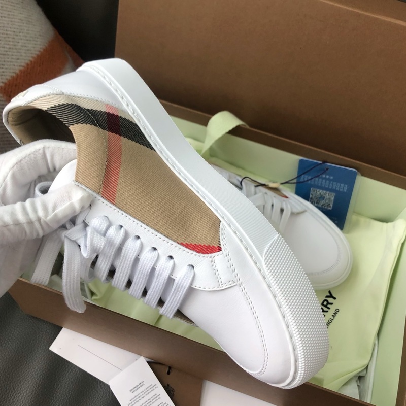 Burberry 經典格紋小白鞋，35碼，-6