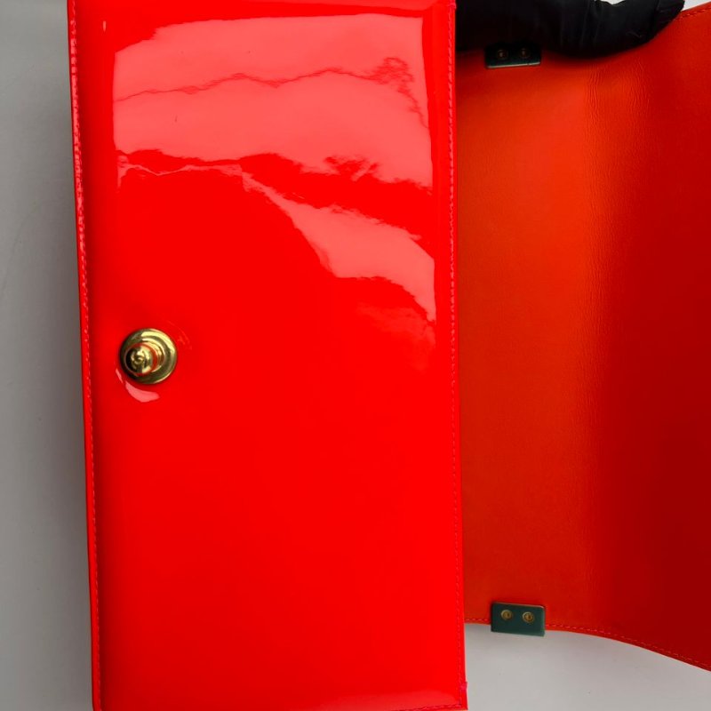 Chanel Le Boy 漆皮紅色鍊條包-5