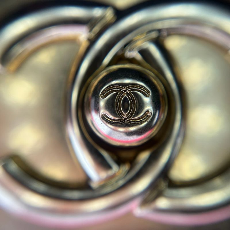 Chanel Le Boy 漆皮紅色鍊條包-15