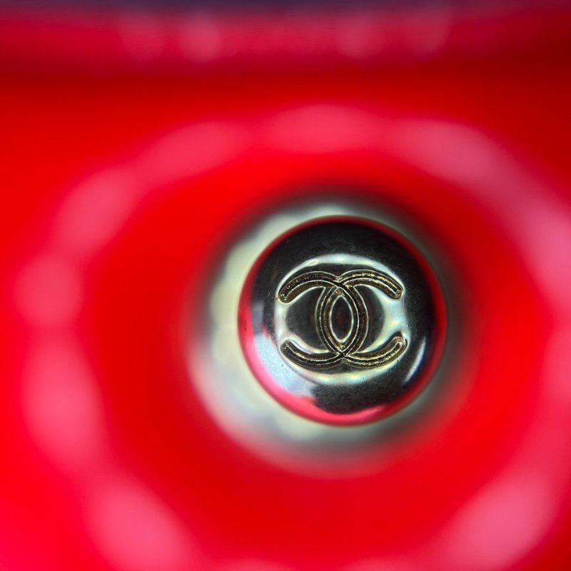 Chanel Le Boy 漆皮紅色鍊條包-23