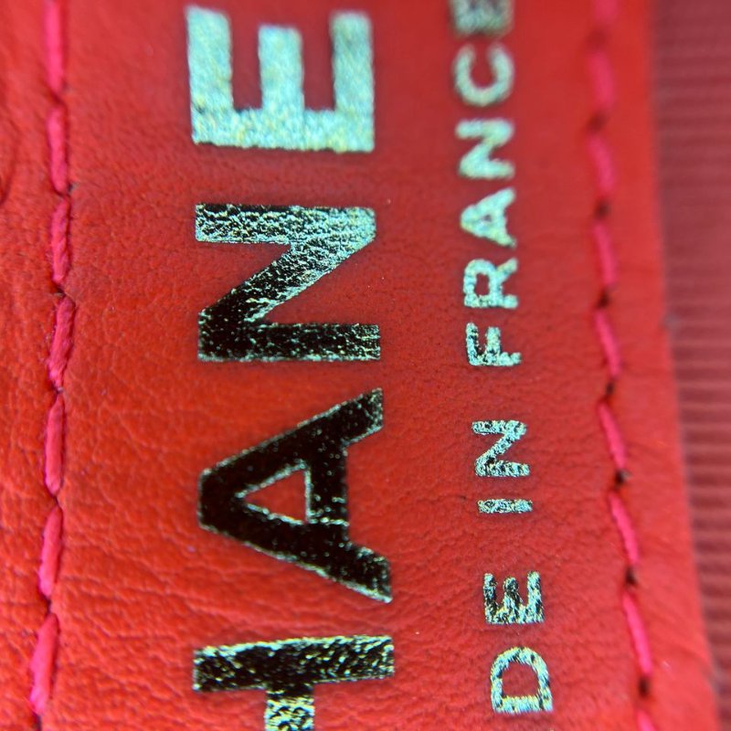 Chanel Le Boy 漆皮紅色鍊條包-30