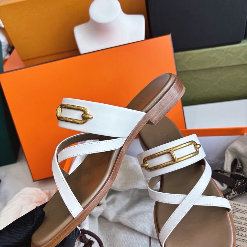 閒置新 愛馬仕Hermes 白色Claire豬鼻子平底涼鞋 35碼-4