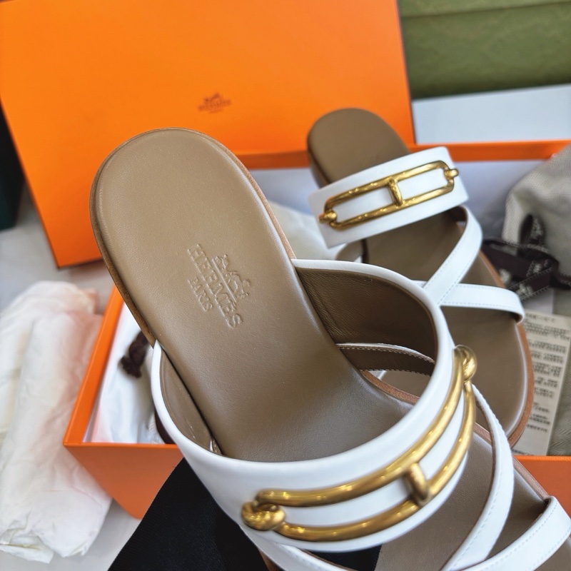閒置新 愛馬仕Hermes 白色Claire豬鼻子平底涼鞋 35碼-6