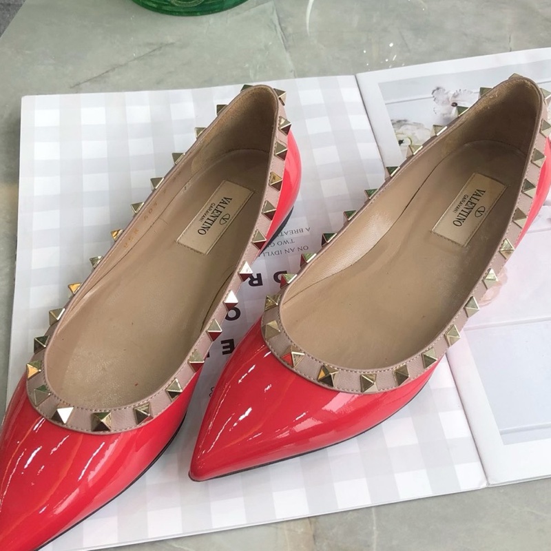 華倫天奴Valentino 鉚釘平底鞋，經典款，36碼 已貼底-2